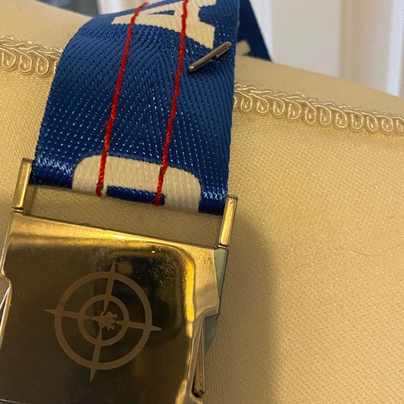 Ammo Stillo Blue Leash Carrier Bag - Picture 5 of 6